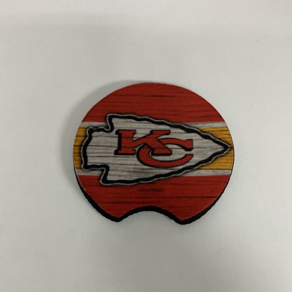 Kansas City Chiefs License Plate With Cup Holder Pads - Picture 3 of 3